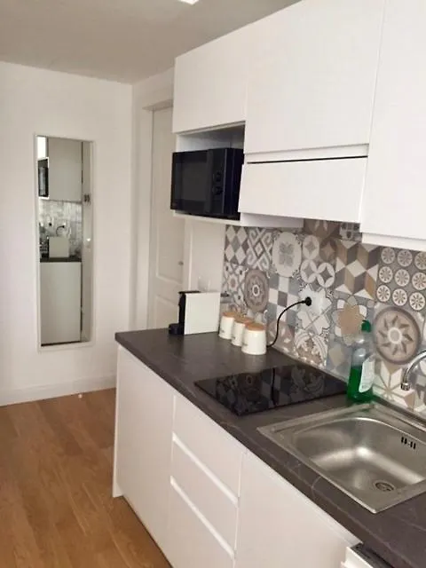 The Small White House In Milán Apartamento